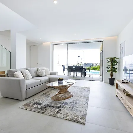 Golden Horizon With Private Pool 拉哥斯